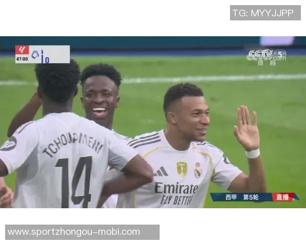 维尼修斯点球让姆巴佩错失帽子戏法他选择沉默应对争议